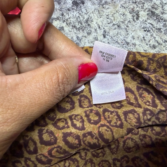 Vintage 1999 Victoria's Secret 100% Silk, Beaded Fringe, Leopard Print. - Picture 3 of 5